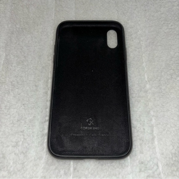 IPhone XR Black Silicone Shockproof Case - Picture 2 of 2
